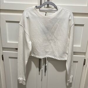 Oura White Crop Top